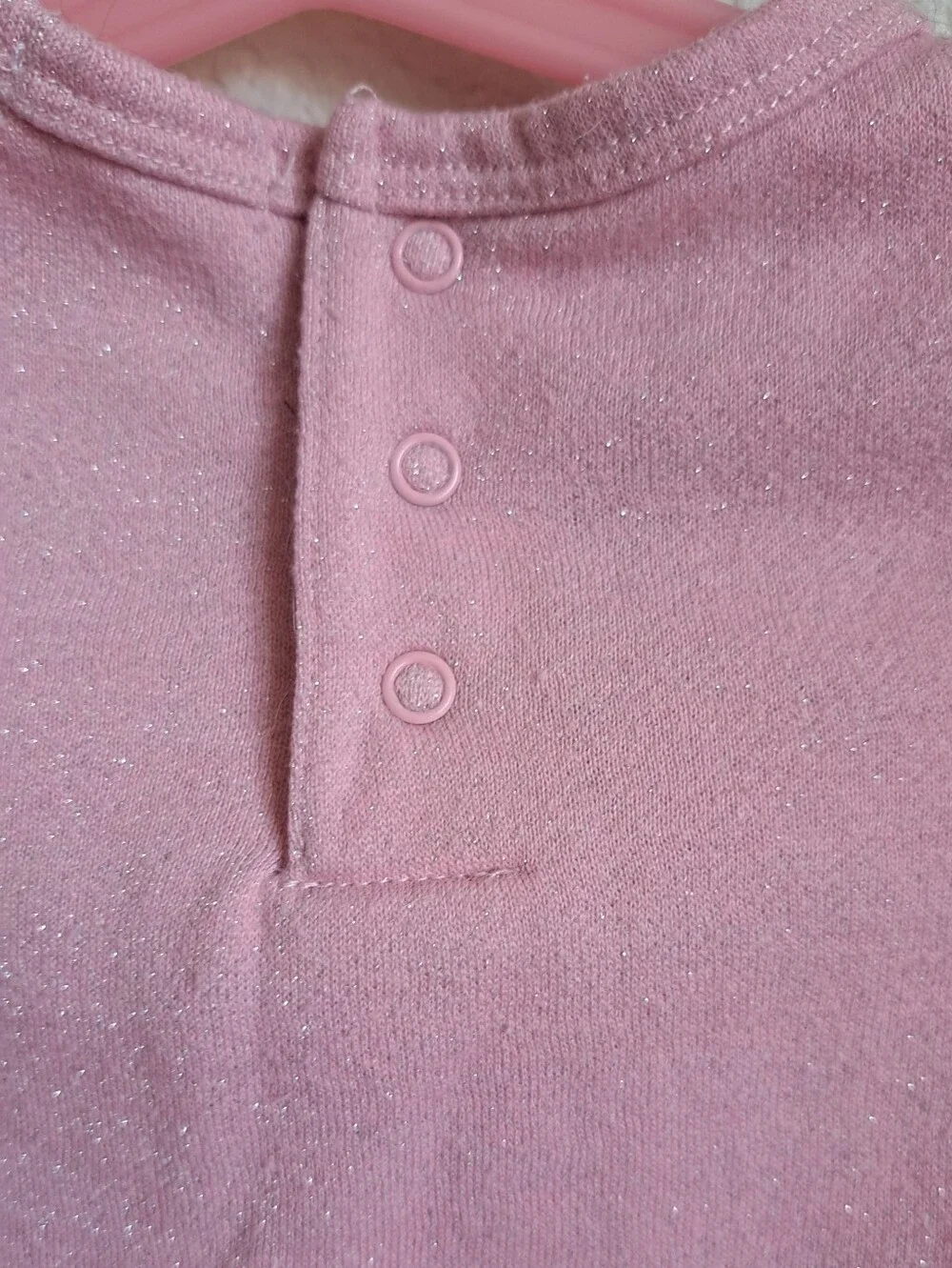 Tahari good pre